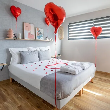 L'entre Deux-suite Romantique - Jacuzzi Privatif - Clim Reversible - Wifi Lejlighed *